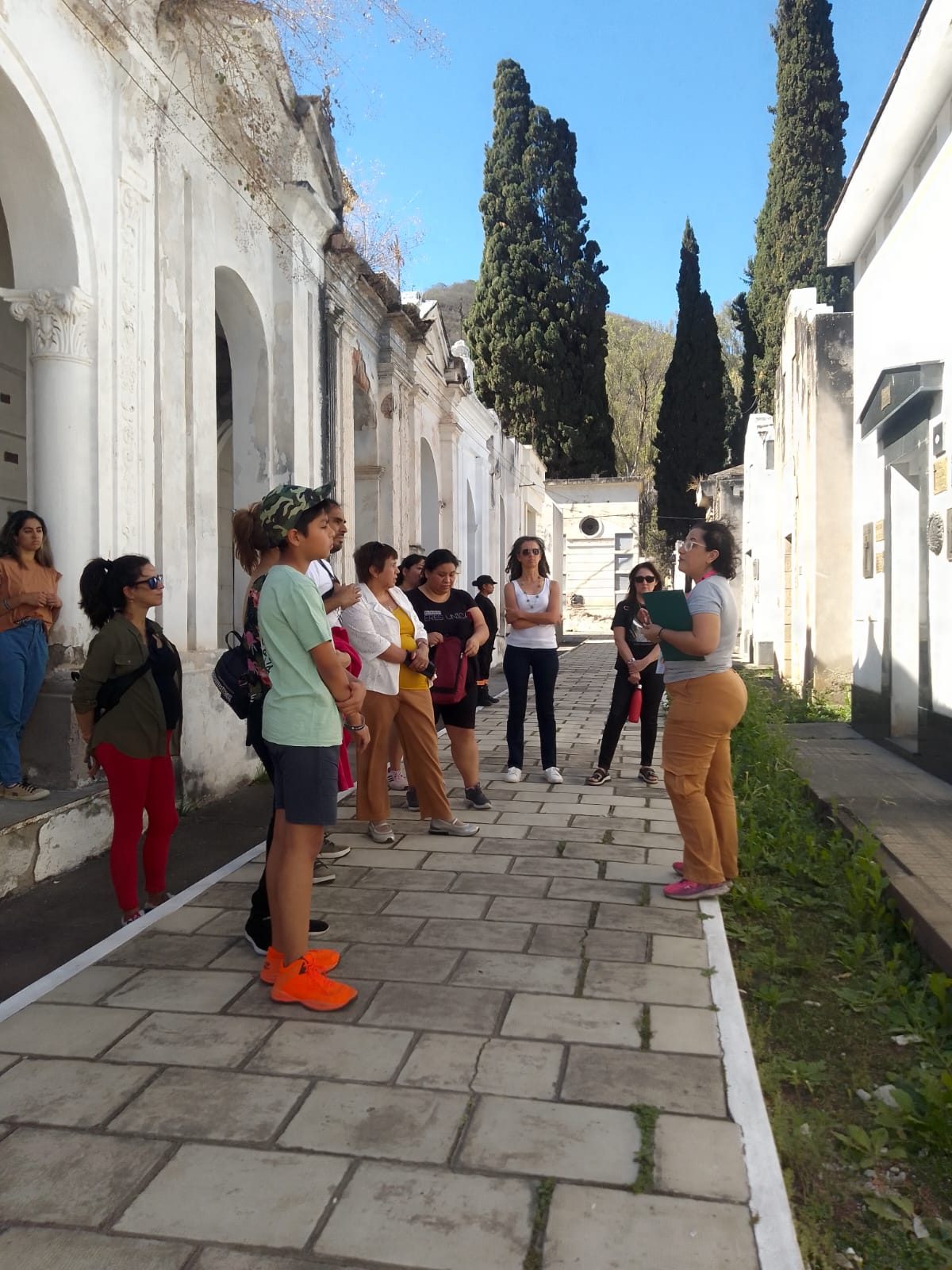 Misterios del Cementerio de la Santa Cruz